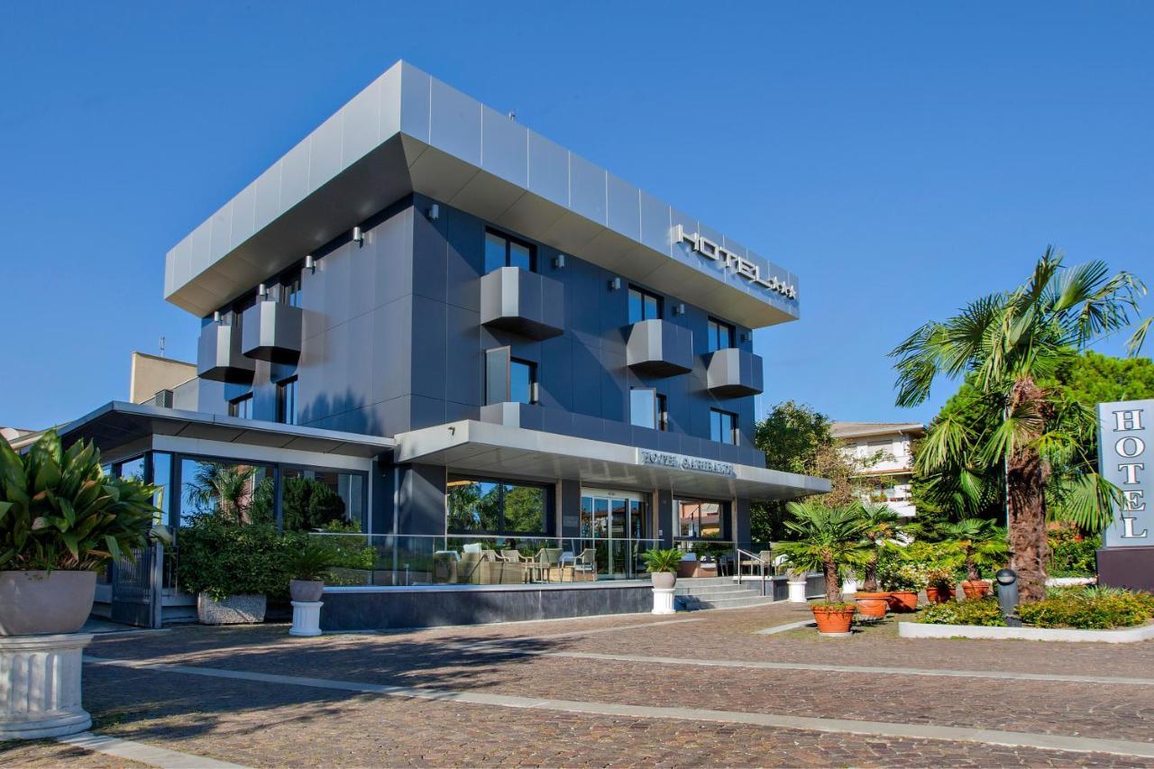 Hotel Garibaldi Padova Bagian luar foto