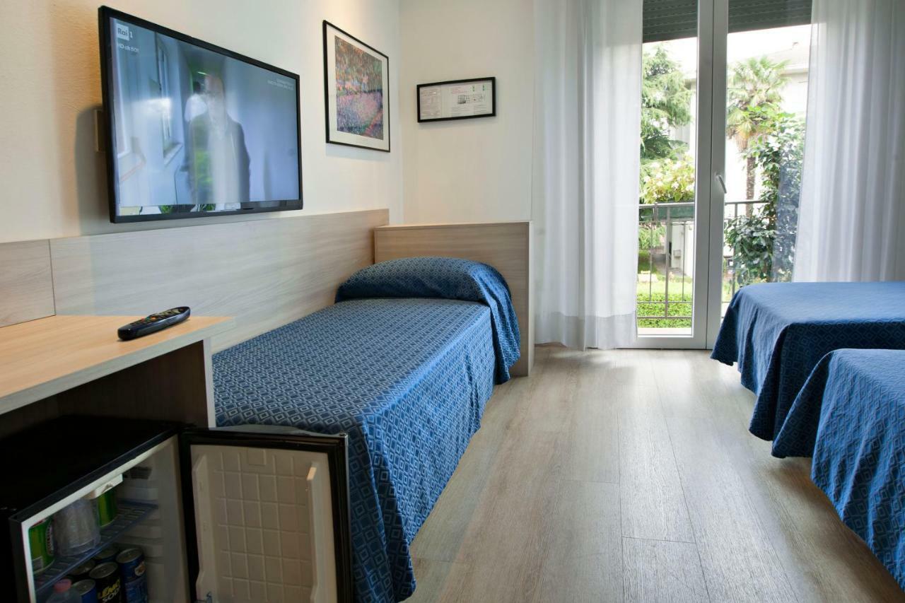 Hotel Garibaldi Padova Bagian luar foto