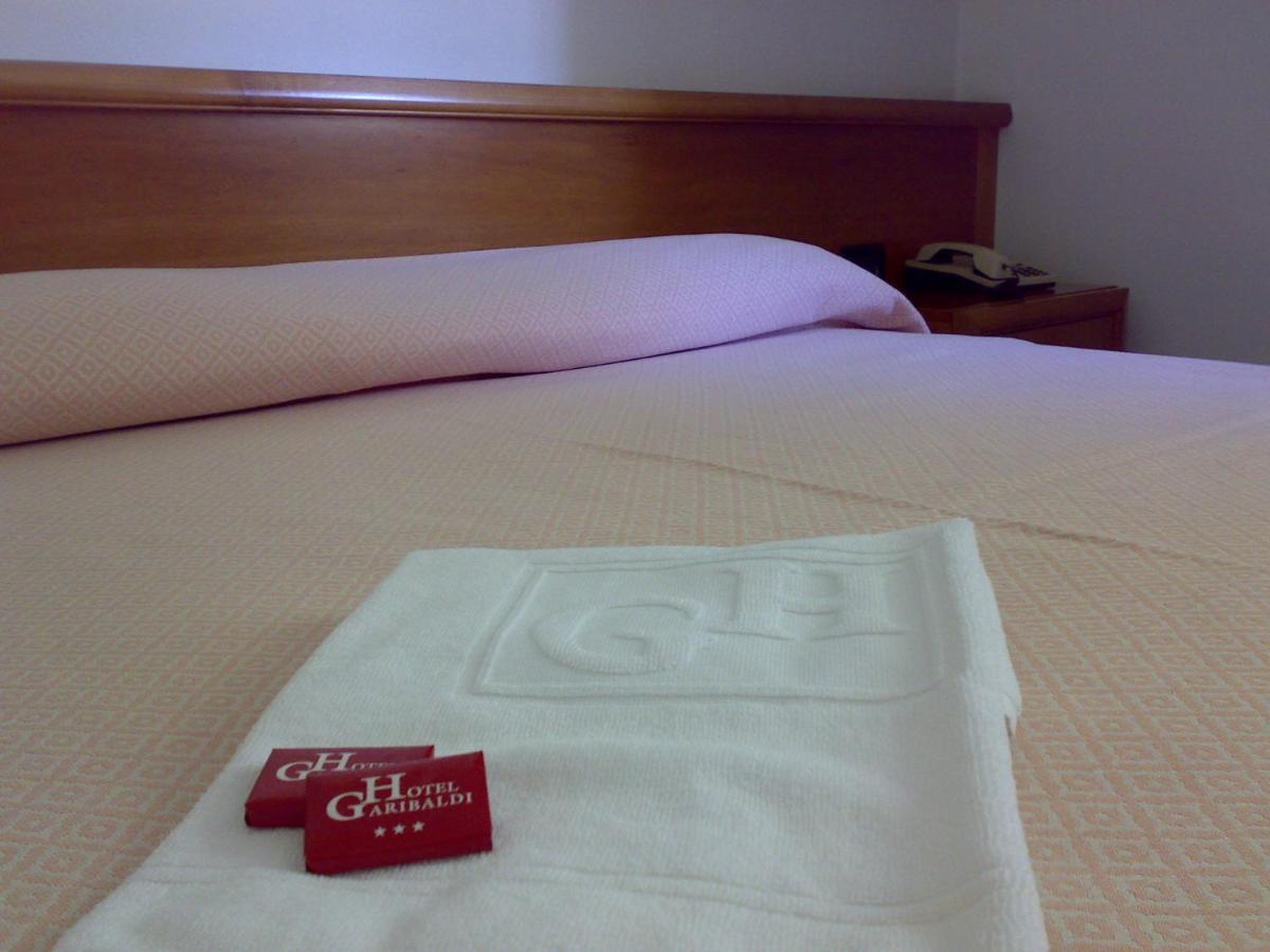Hotel Garibaldi Padova Bagian luar foto